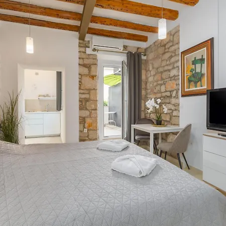 Studio Marta Apartment *